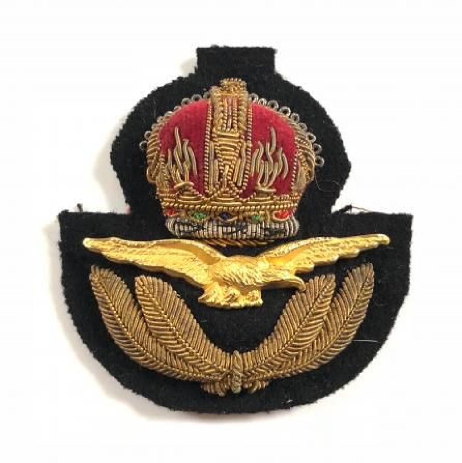 WW2 RAF Officer's Cap Badge.