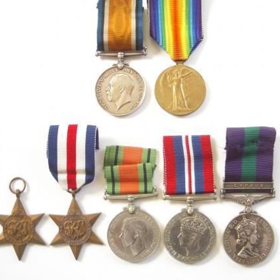 WW1 / WW2 South Lancs & Royal Artillery Familey Medals.