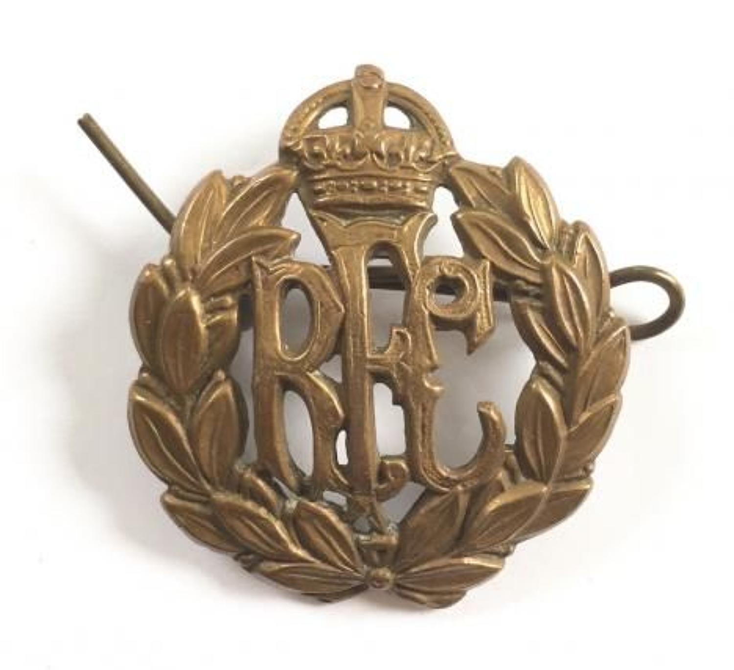 WW1 Royal Flying Corps RFC Cap Badge.