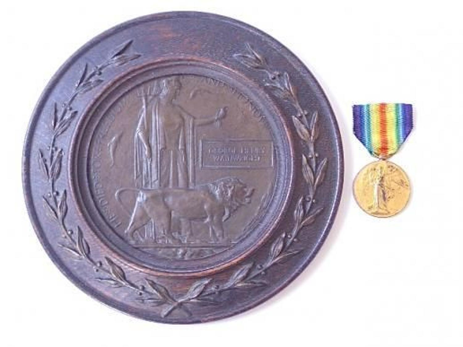WW1 Northamptonshire Regiment Casualty Memorial Plaque & Victory Medal