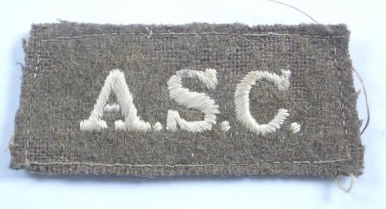 WW1 Army Service Corps Slip on Cloth Shoulder Title.
