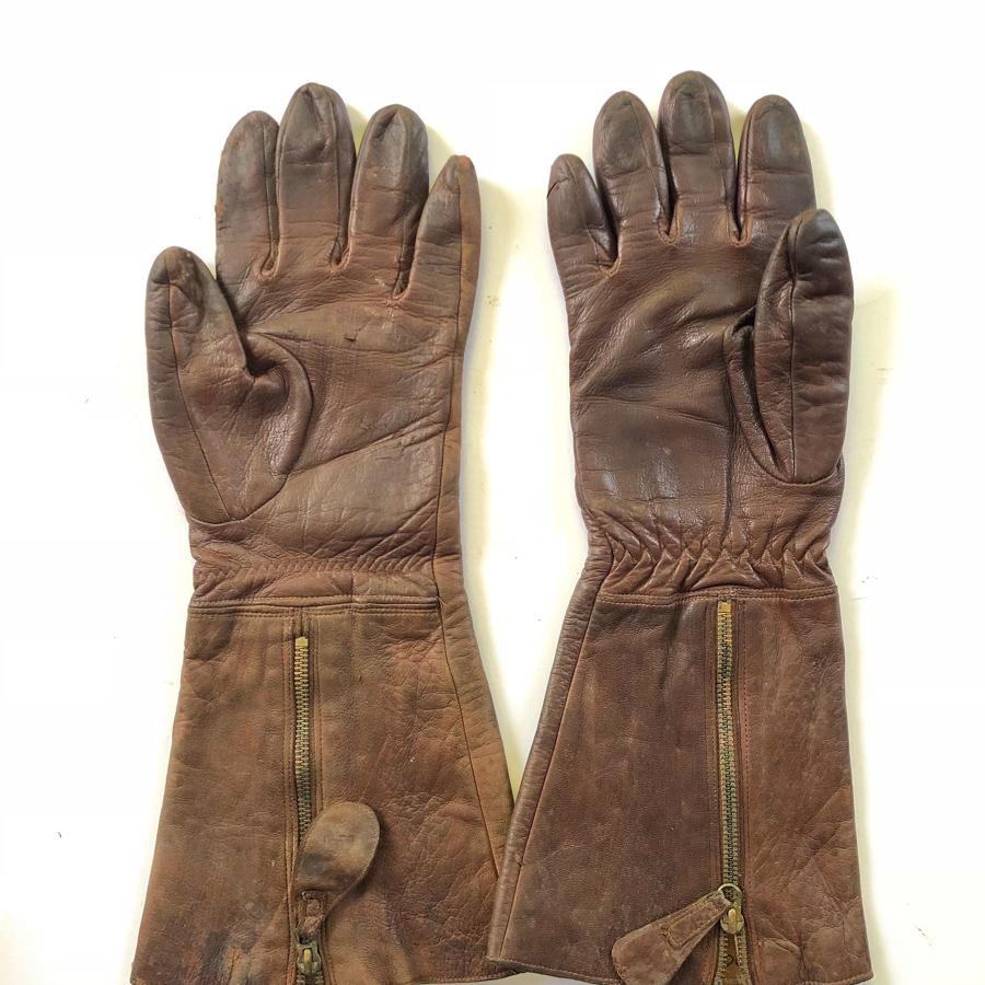 WW2 RAF “Battle of Britain” Period 1936 Pattern Flying Gloves.