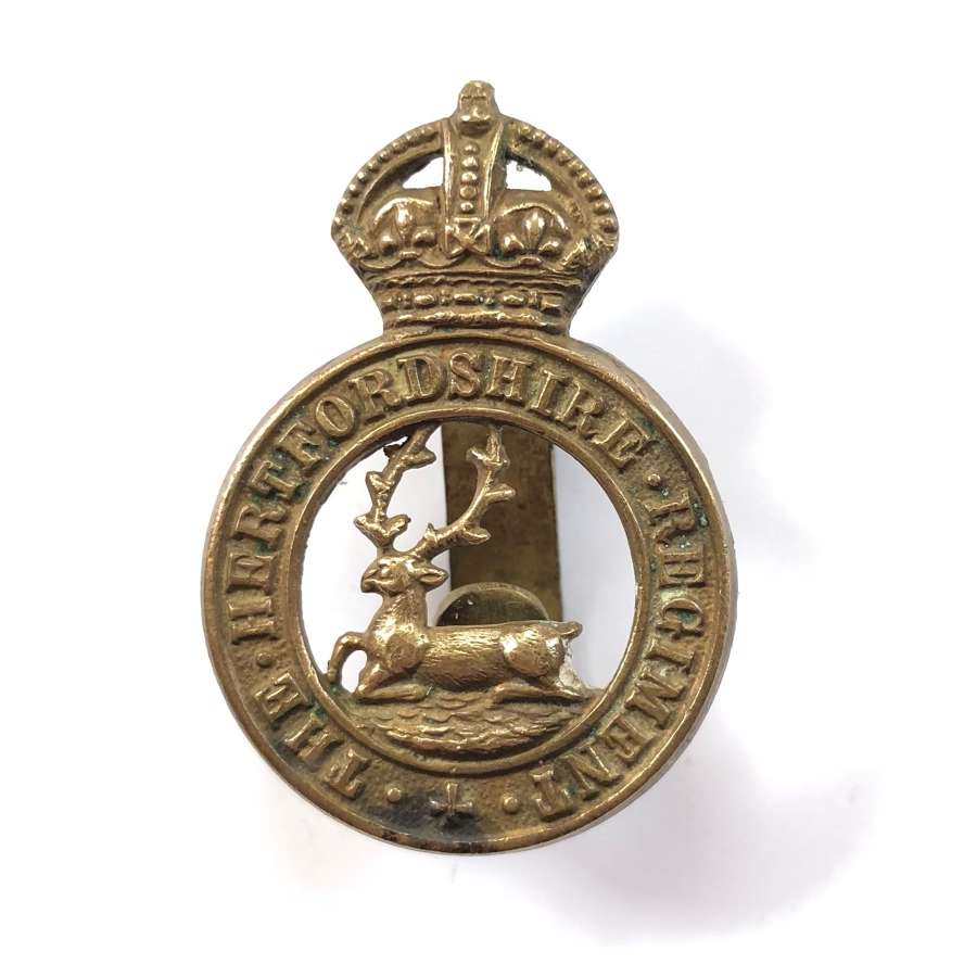 WW1 Hertfordshire Regiment Cap Badge