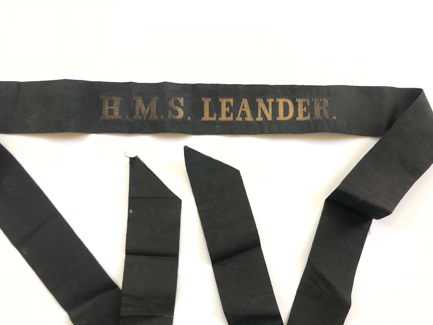 WW1 Royal Navy HMS Leander Ratings Cap Tally Badge.