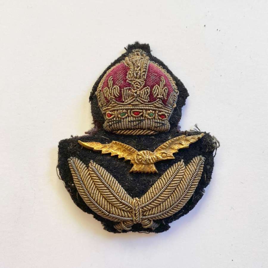 WW2 RAF Unusual Officer’s Bullion Cap Badge.