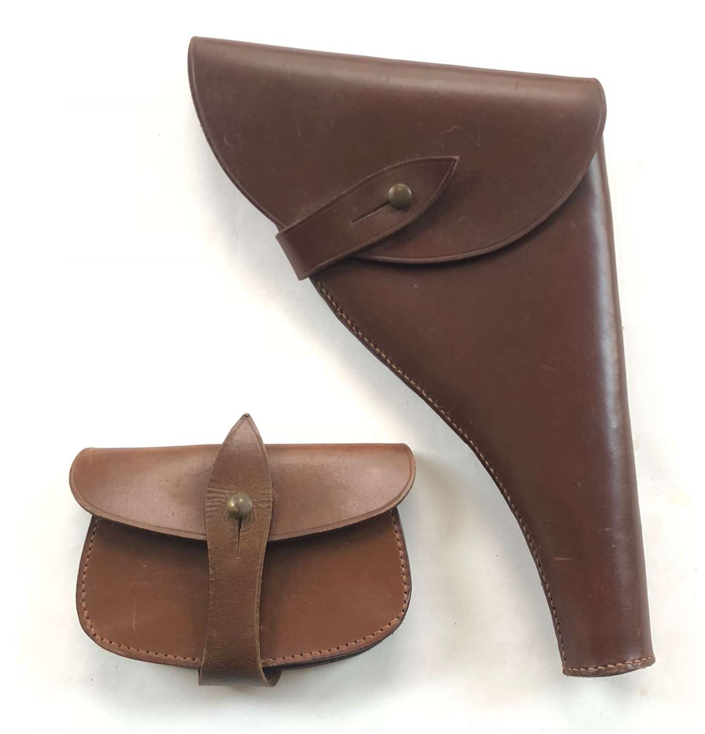 WW1 / WW2 Office’s Sam Brown Holster and Pouch.