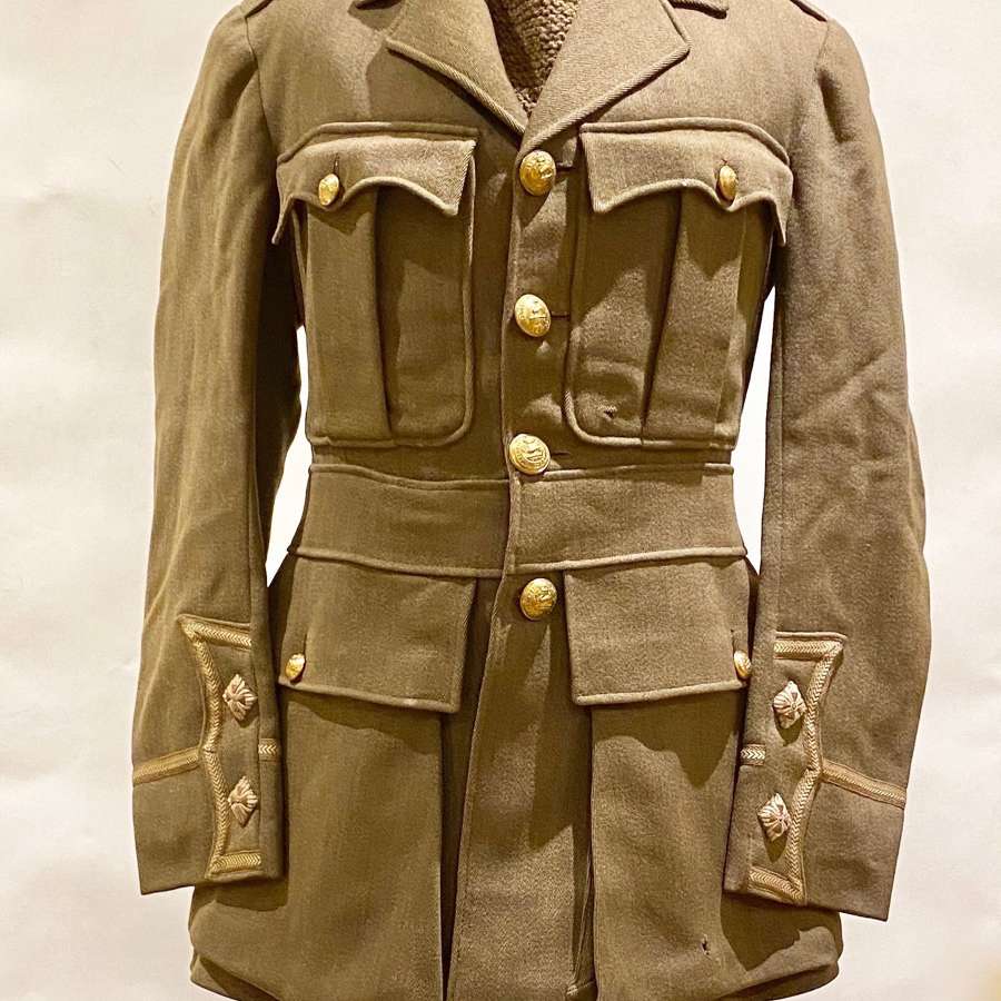 WW1 Royal Berkshire Regiment Officer’s Cuff Rank Tunic.