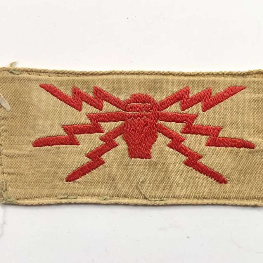 WW2 Period RAF Wireless Operator KD Trade Badge