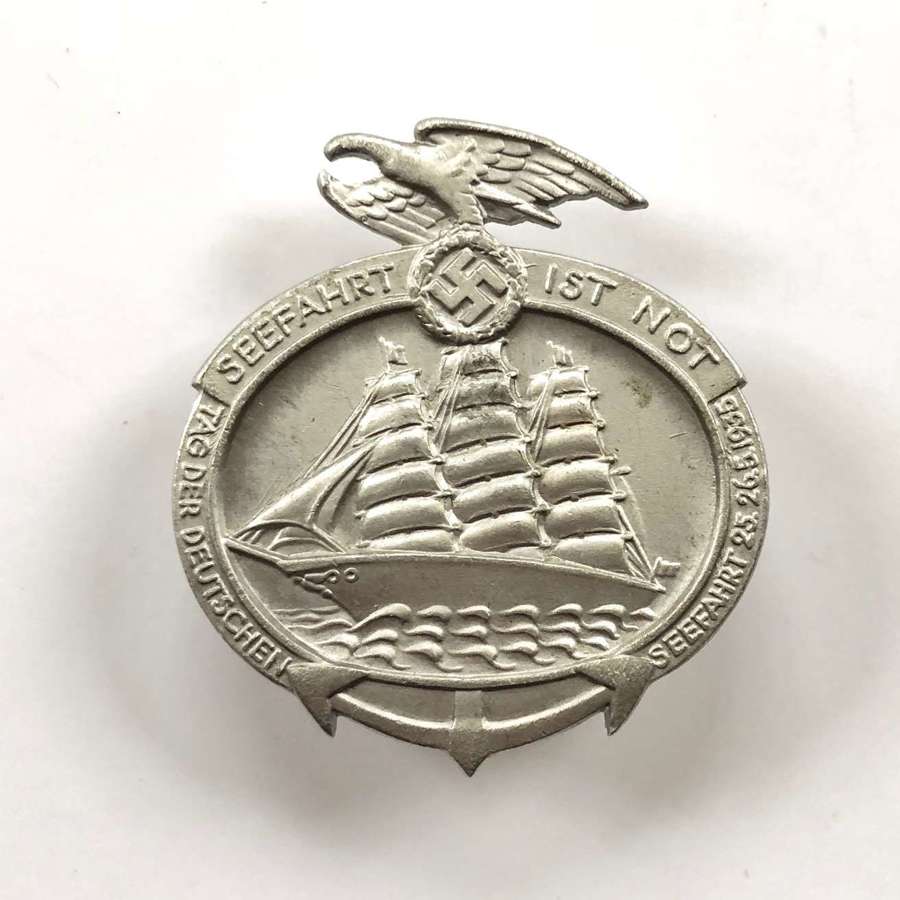 German 1935 Fund Raising “Tinnie” Badge.