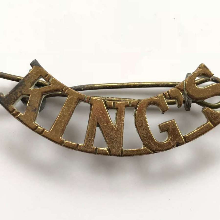 WW1 King’s Liverpool Regiment Brass Shoulder Title.