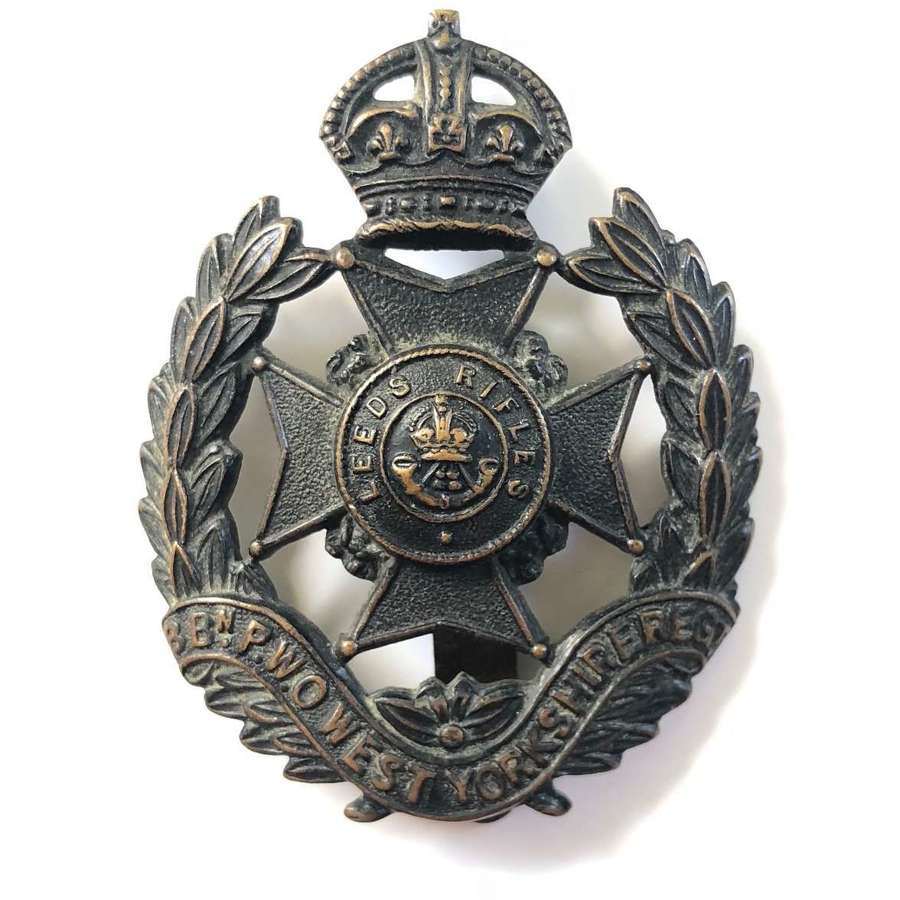 WW1 Leeds Rifles Cap Badge.