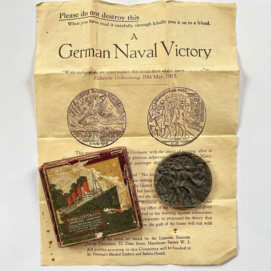 RMS Lusitania Cunard Line commemorative medal case and certificate