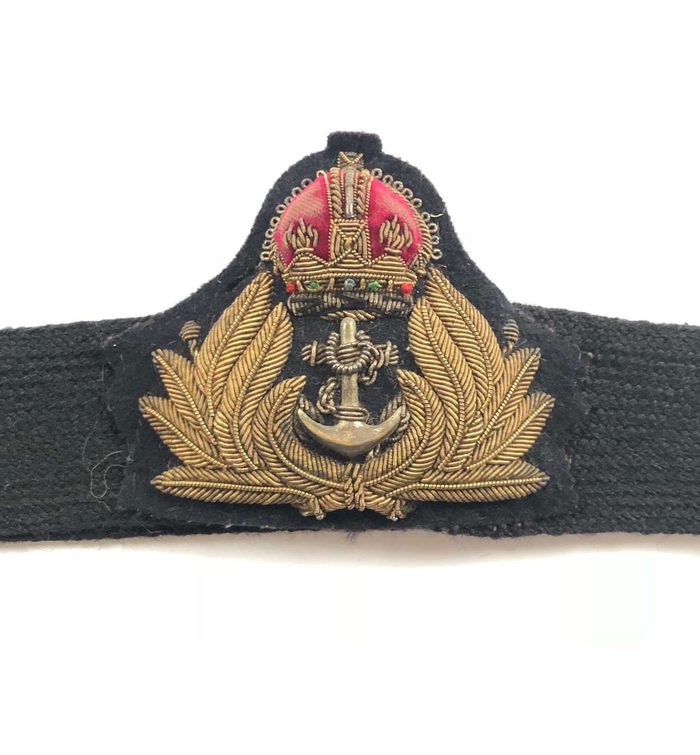 WW2 Period Royal Navy Officer Cap Badge.
