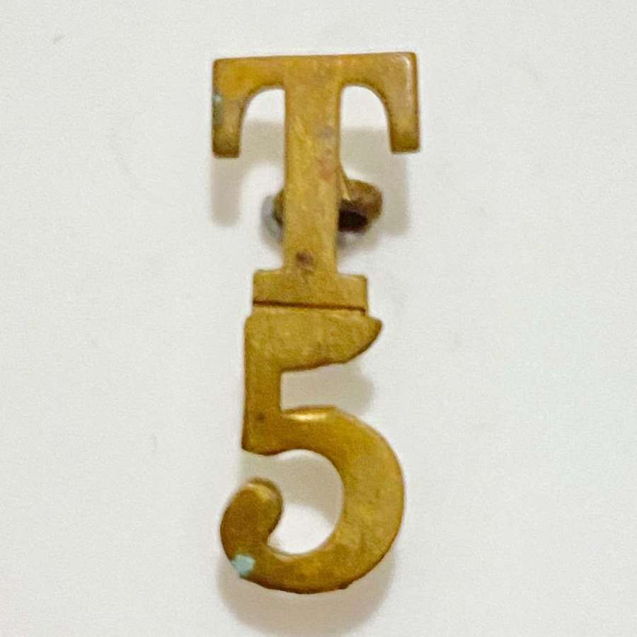 WW1 T 5 Part Brass Shoulder Title Badge.