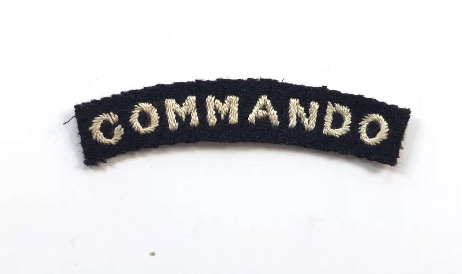 WW2 Army Commando Embroidered Shoulder Title.