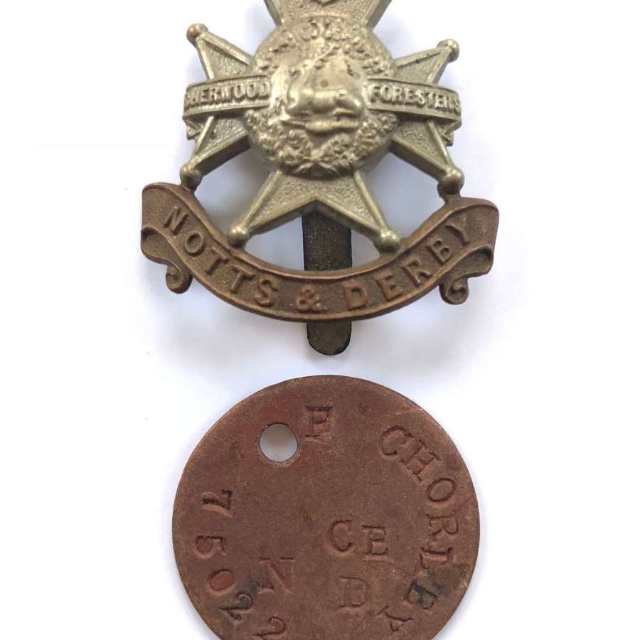 WW1 Period Notts & Derby Regiment Cap Badge & Dog Tag.