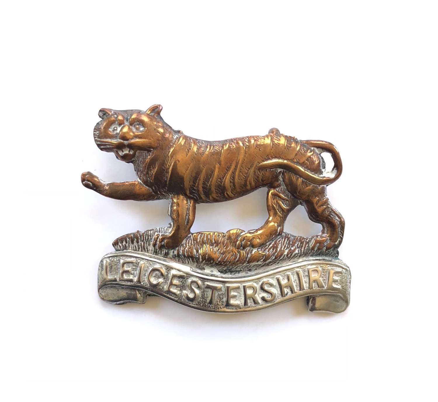Leicestershire Regiment Territorial Battalion Cap Badge.