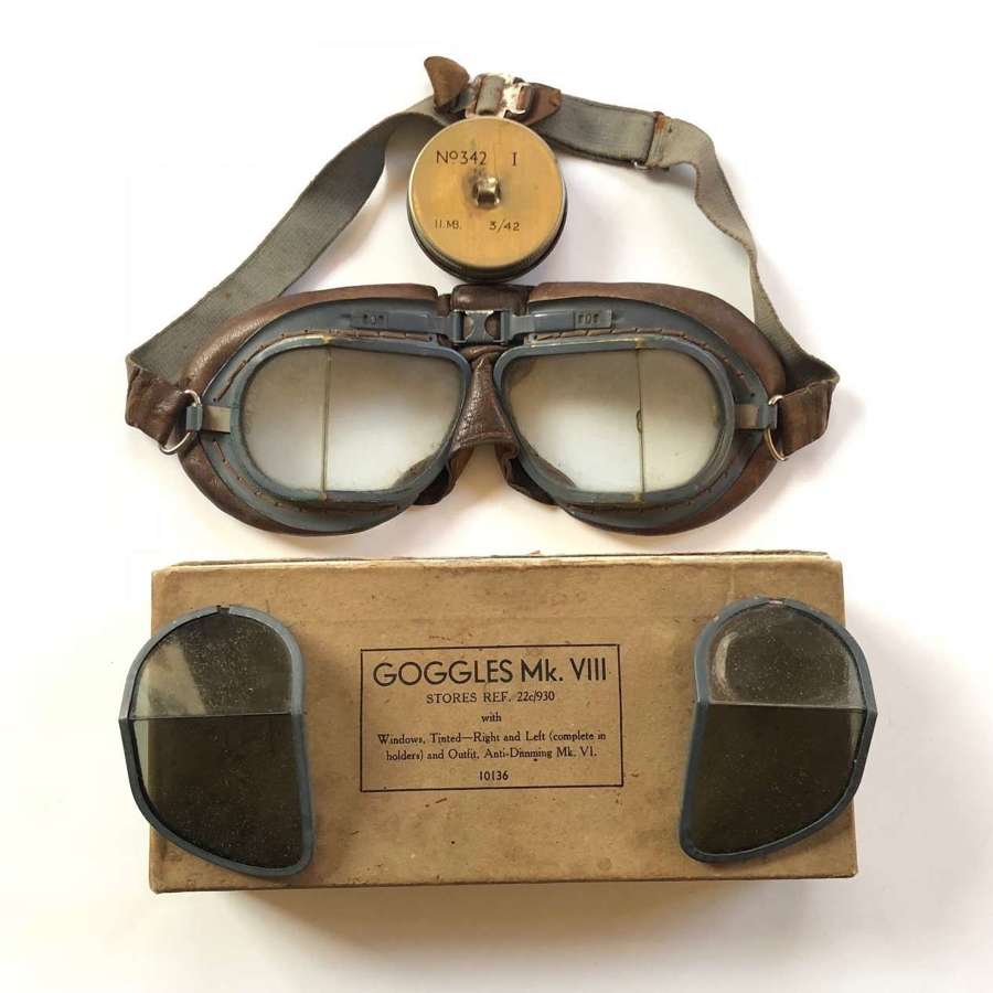 WW2 RAF Aircrew MKVIII Flying Goggles Boxed.
