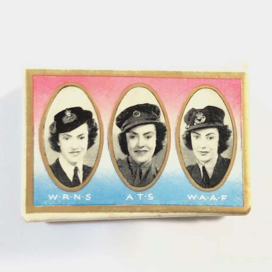 WW2 V For Victory Army, Navy and Air Force Celluloid Matchbox Cover