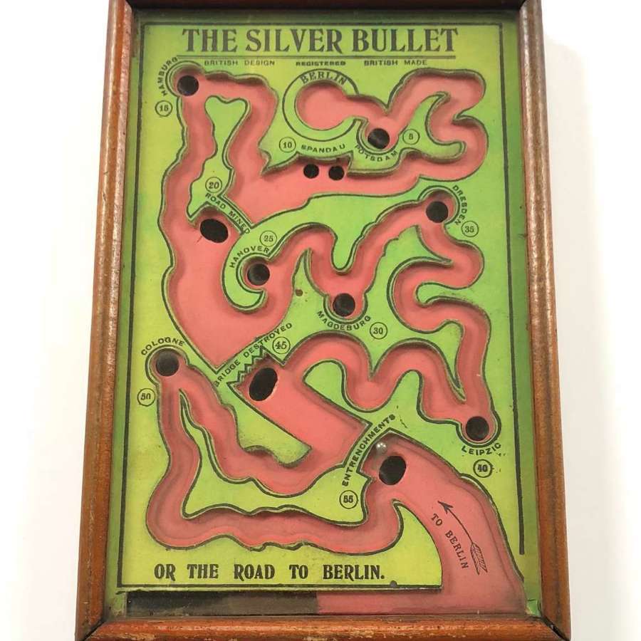 WW1 Patriotic Silver Bullet Game.