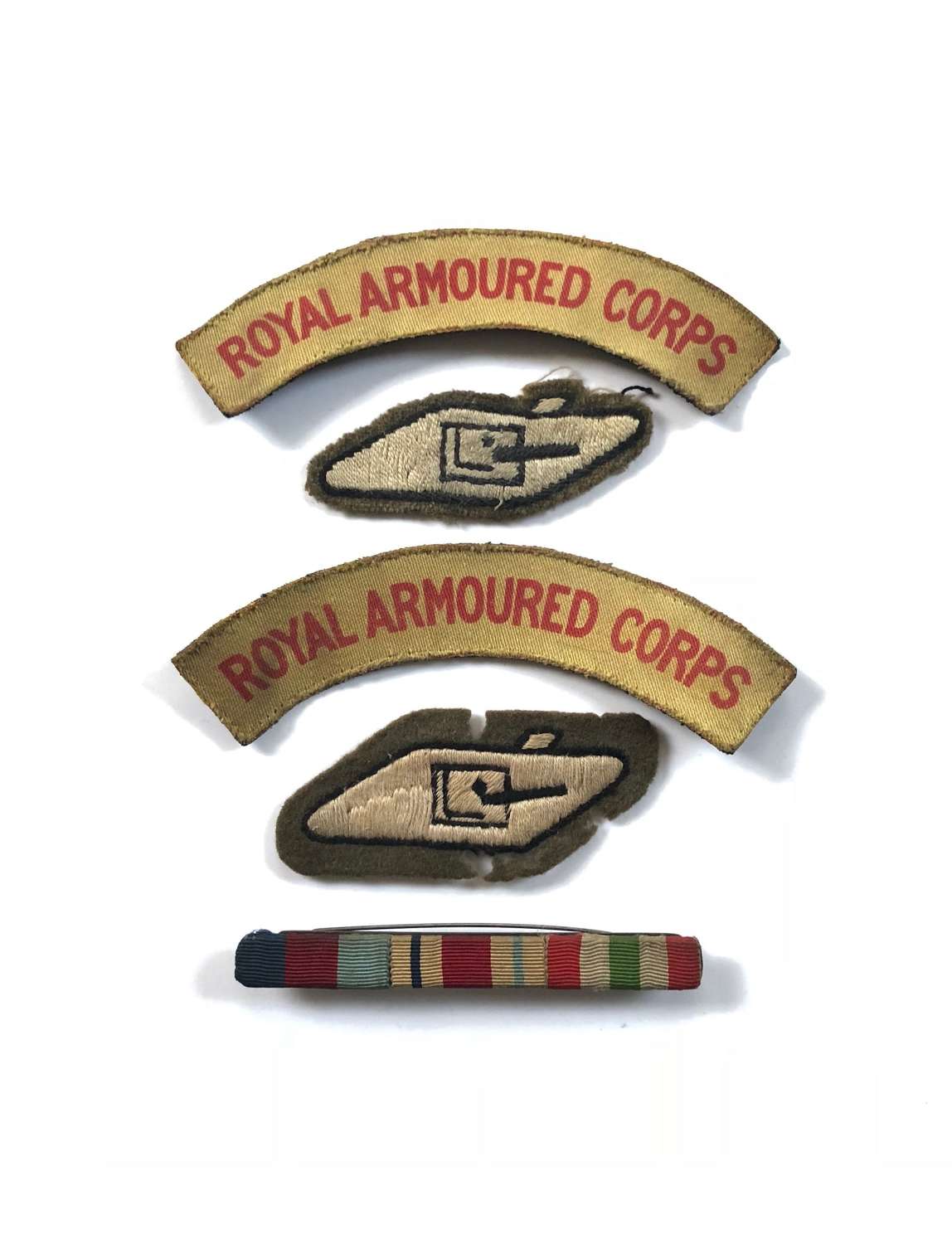 WW2 Royal Armoured Corps Uniform Badge Group.