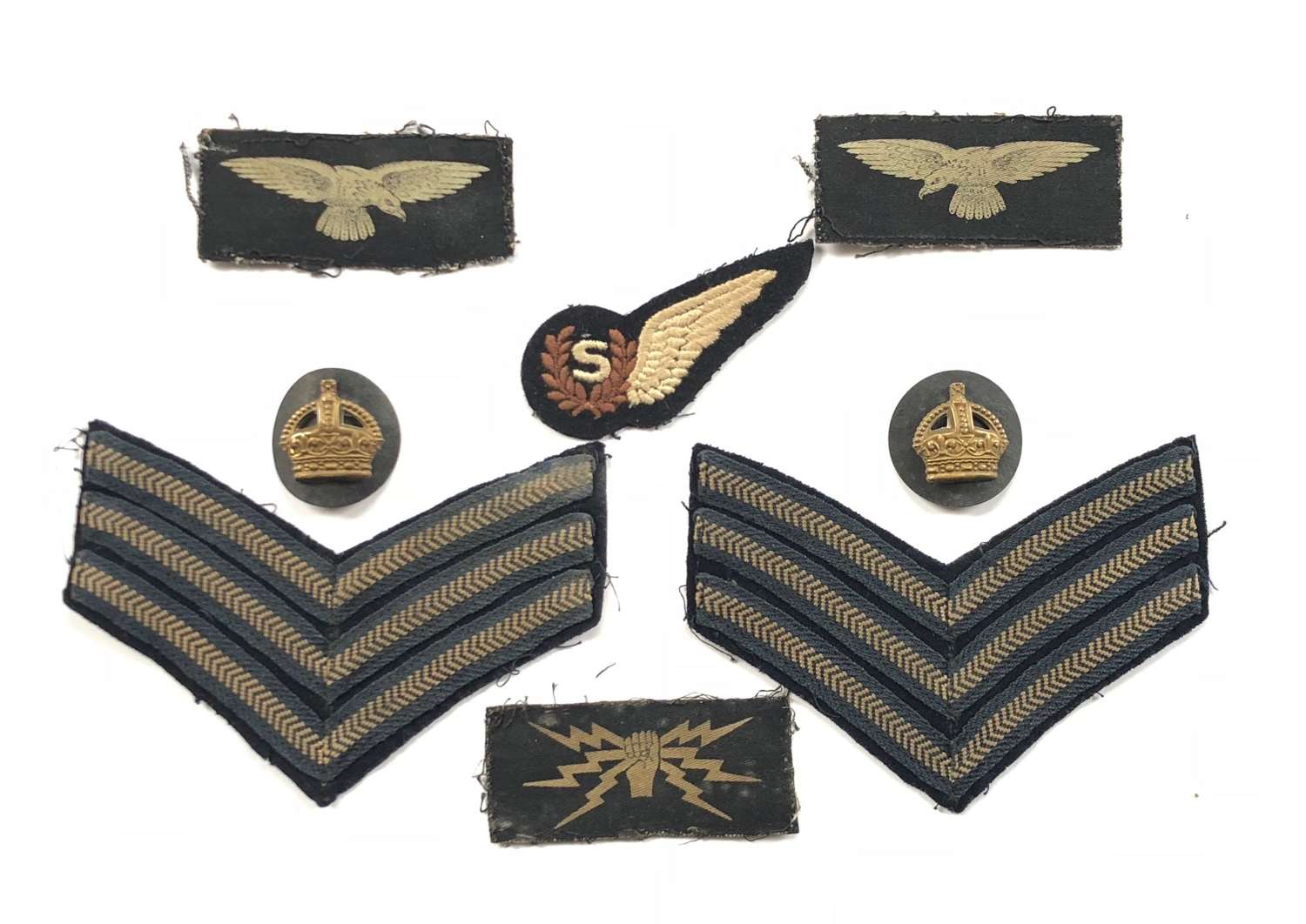 WW2 RAF Signaller’s Uniform Badges.