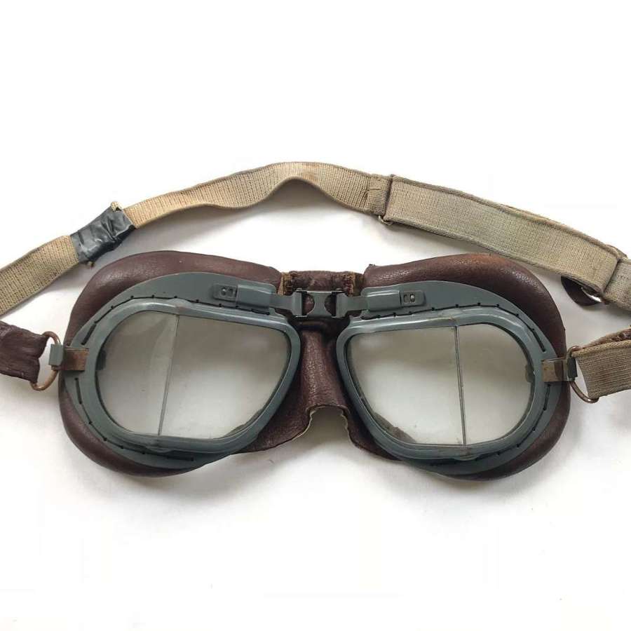 WW2 RAF MKVIII Flying Goggles.