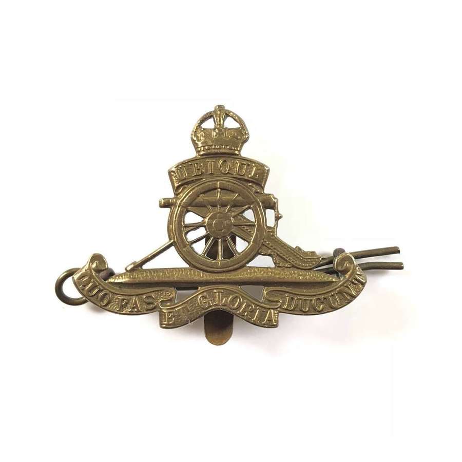 Royal Artillery Pre 1953 Beret Badge.