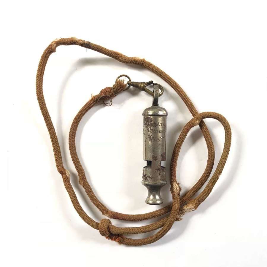 WW1 / WW2 Military Pattern Whistle & Lanyard.