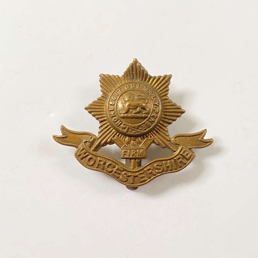 WW1 Pattern Worcestershire Regiment Cap Badge.