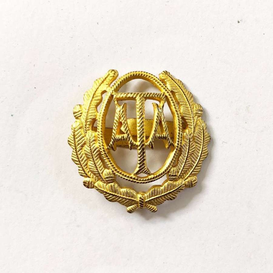 WW2 Air Transport Auxiliary Officer’s ATA field service cap badge.
