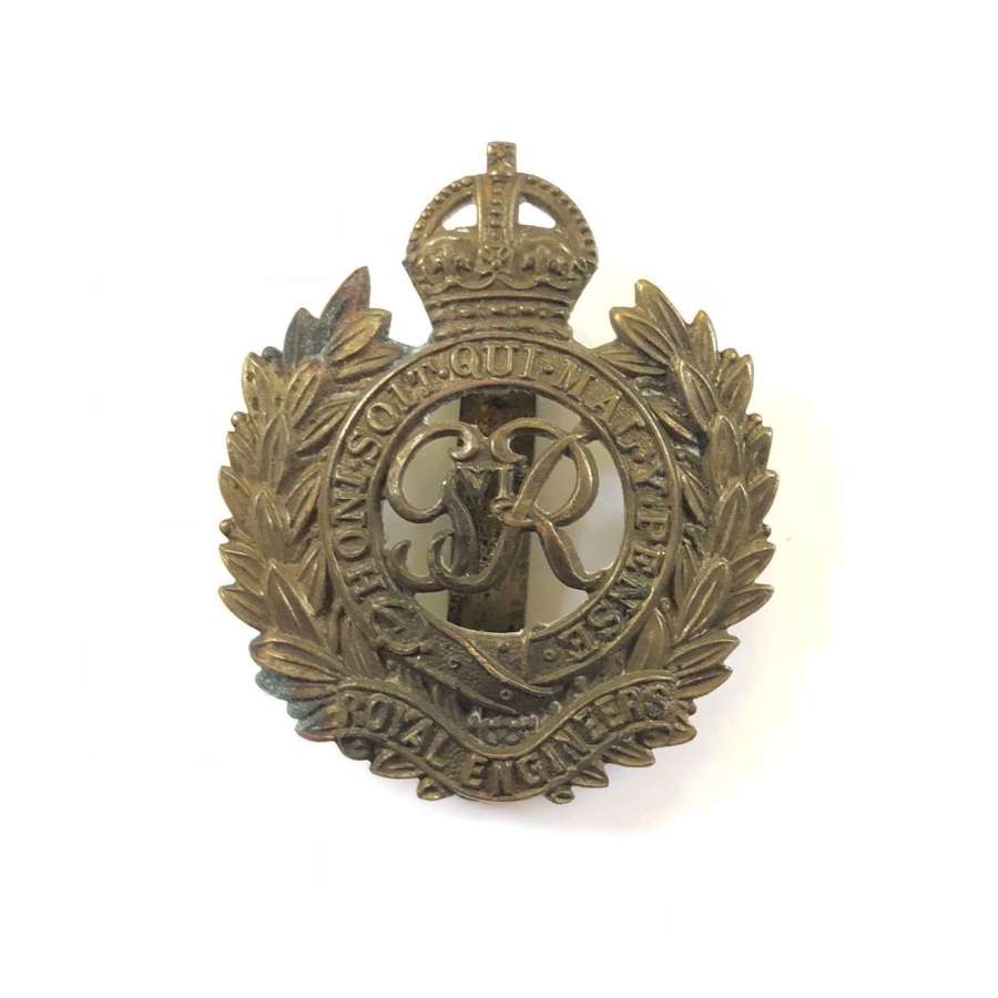 WW2 Pattern Royal Engineers Other Rank’s Cap Badge.