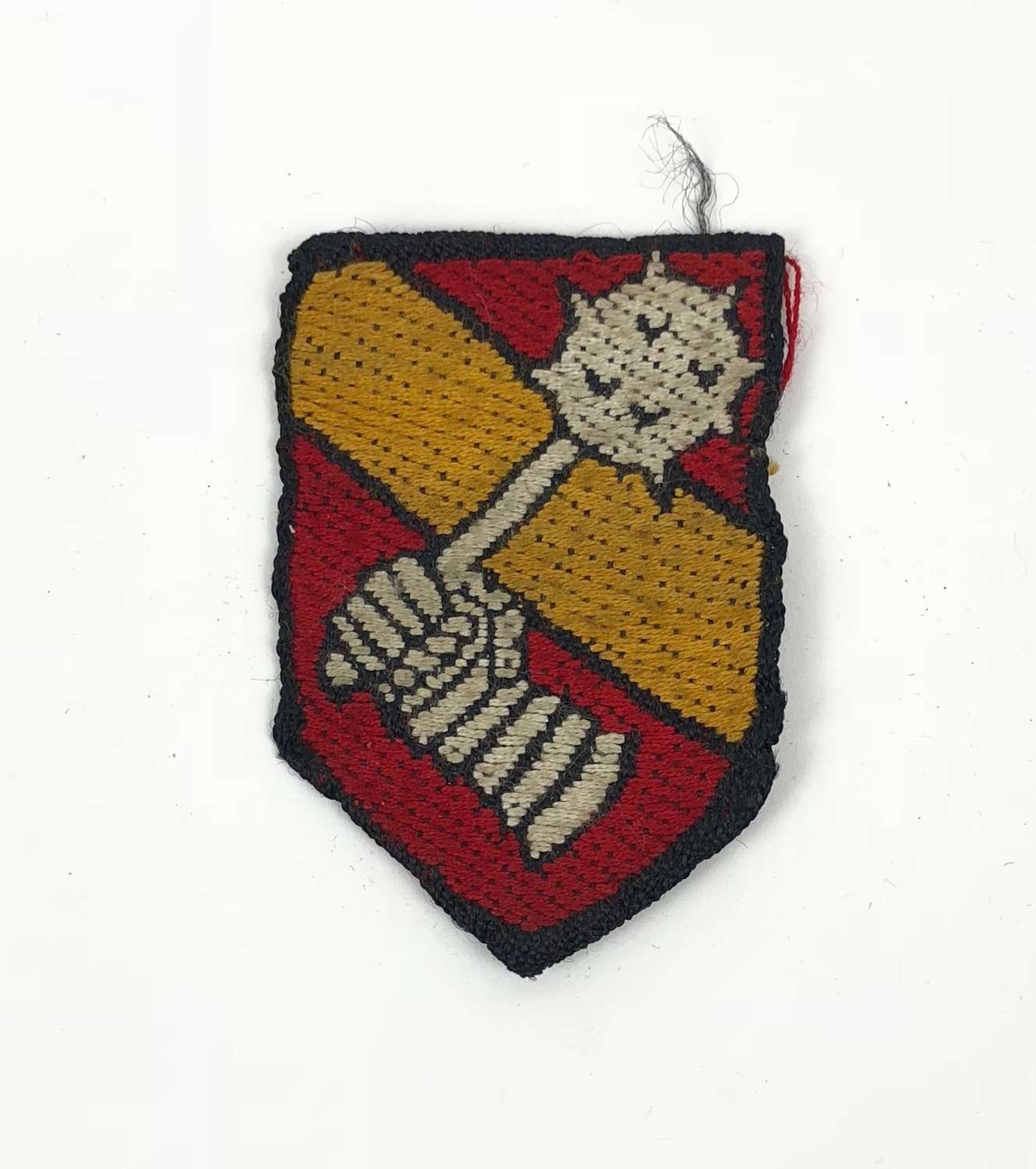 WW2 British 34th Armoured Brigade Cloth Formation Badge.