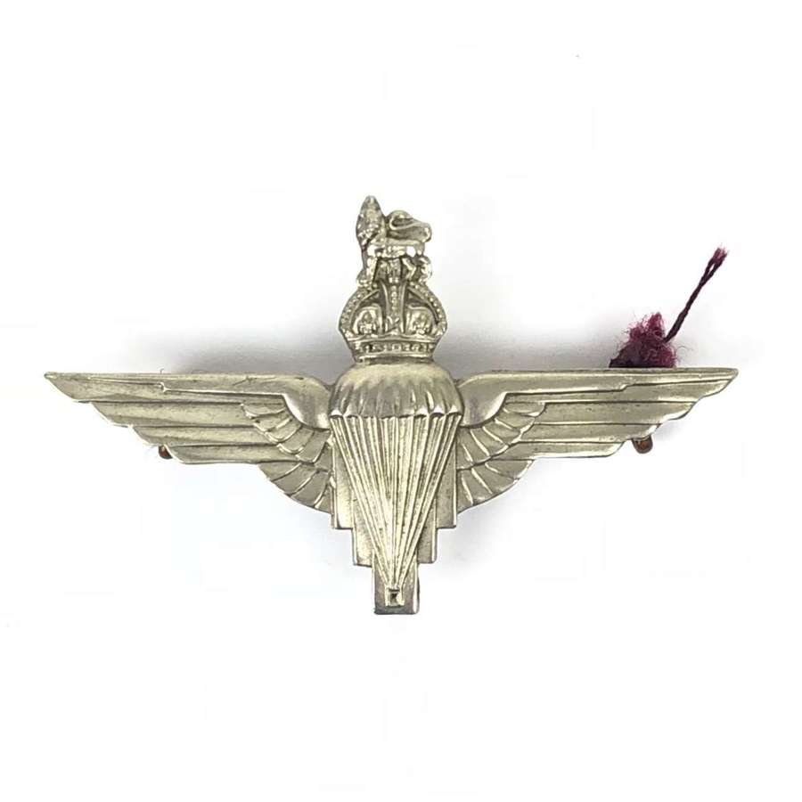 WW2 Parachute Regiment Cap Badge.