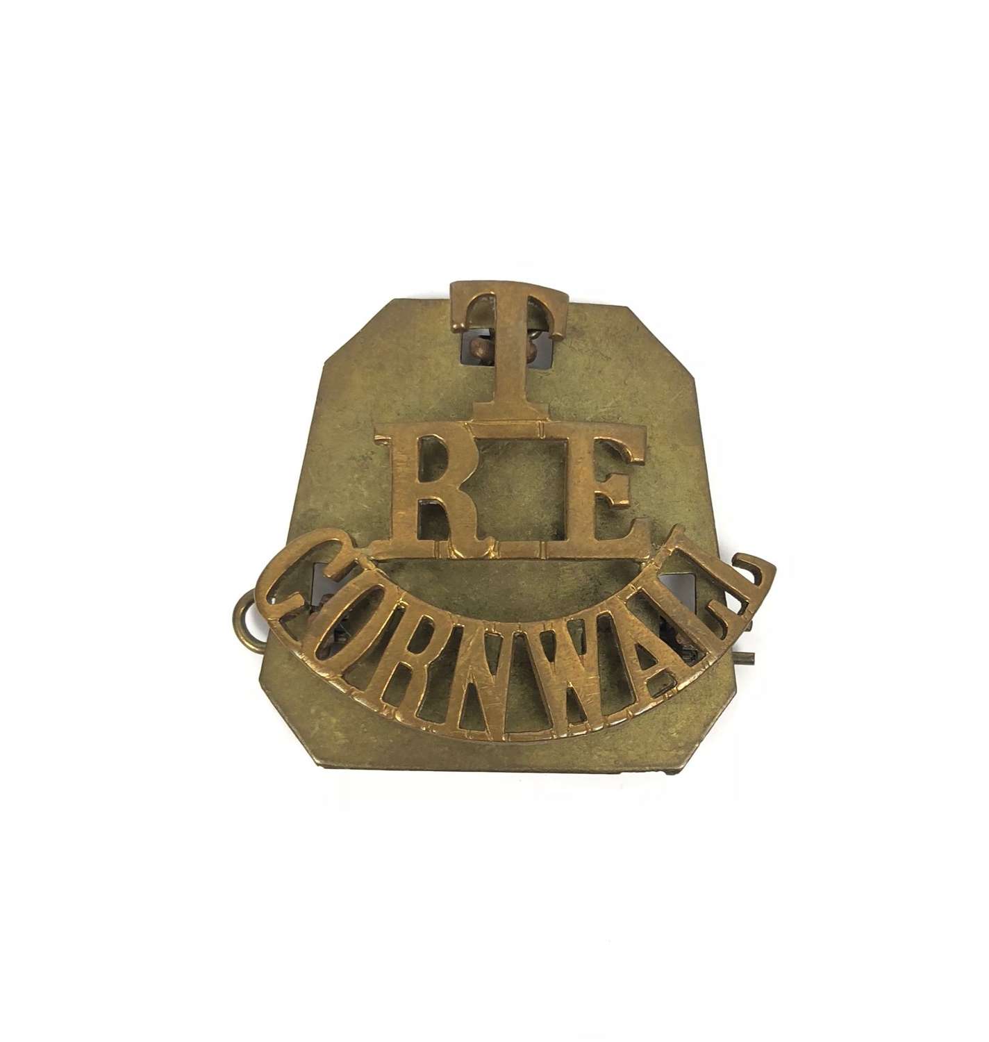 WW1 T/RE/Cornwall Brass Shoulder Title.