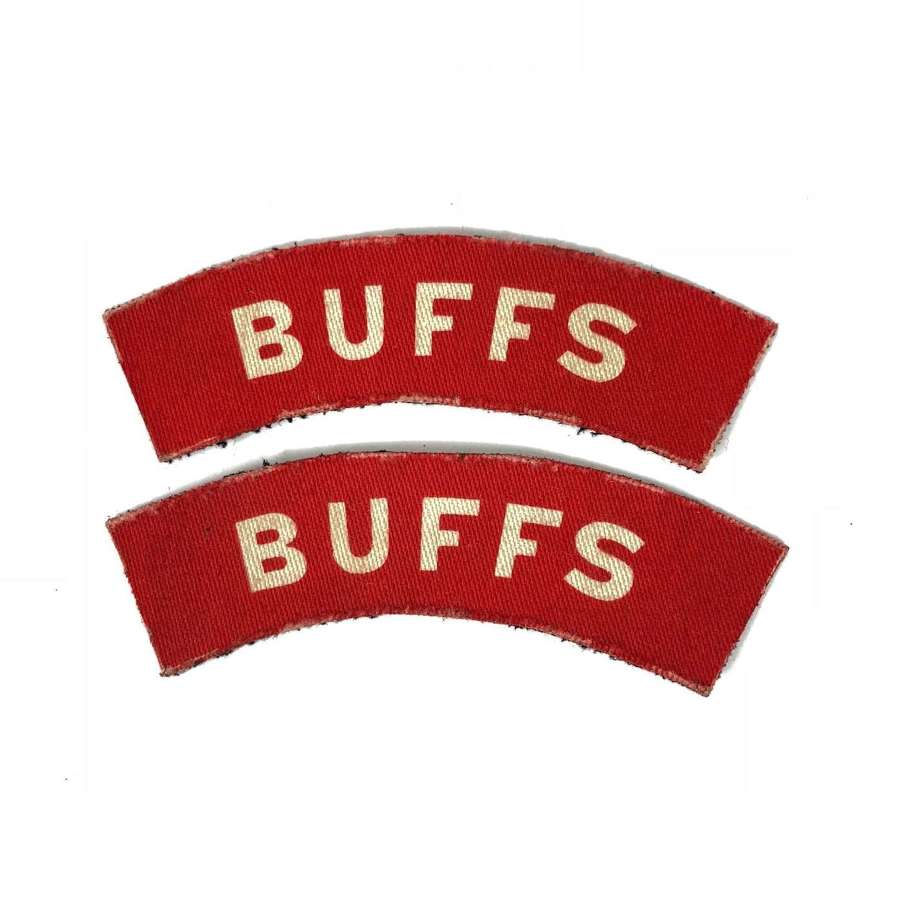 WW2 BUFFS Royal East Kent Regiment Printed Shoulder Title Badges.