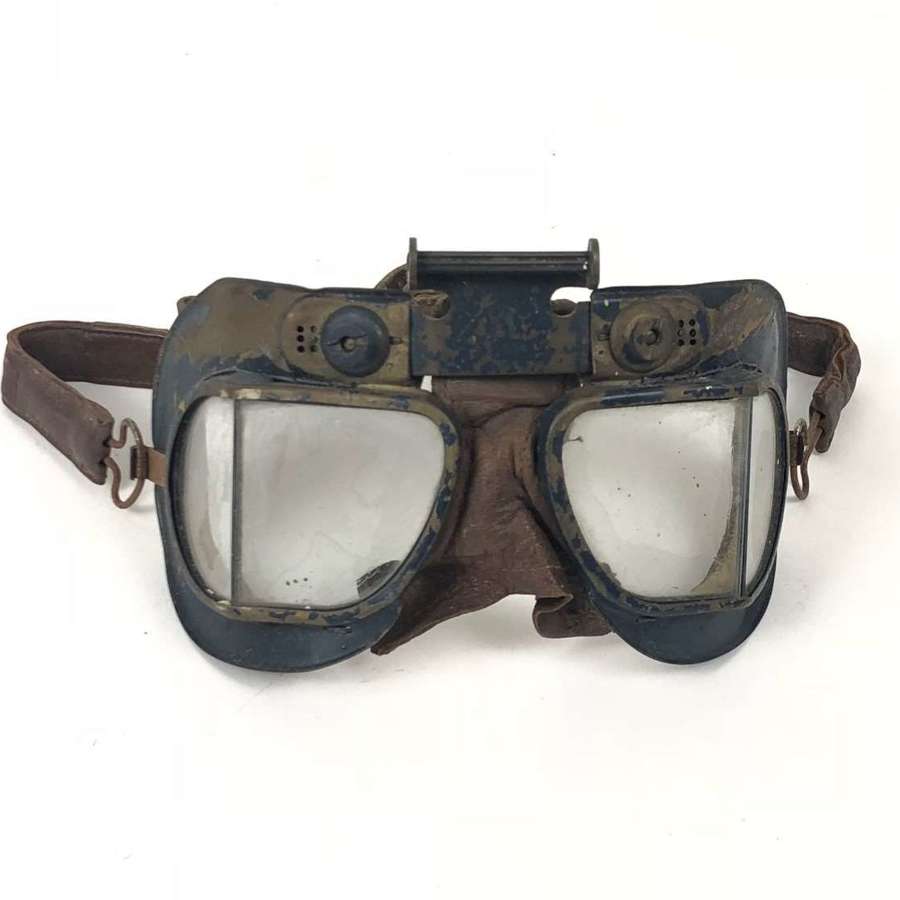 WW2 RAF MKVII Early Pattern Flying Goggles.