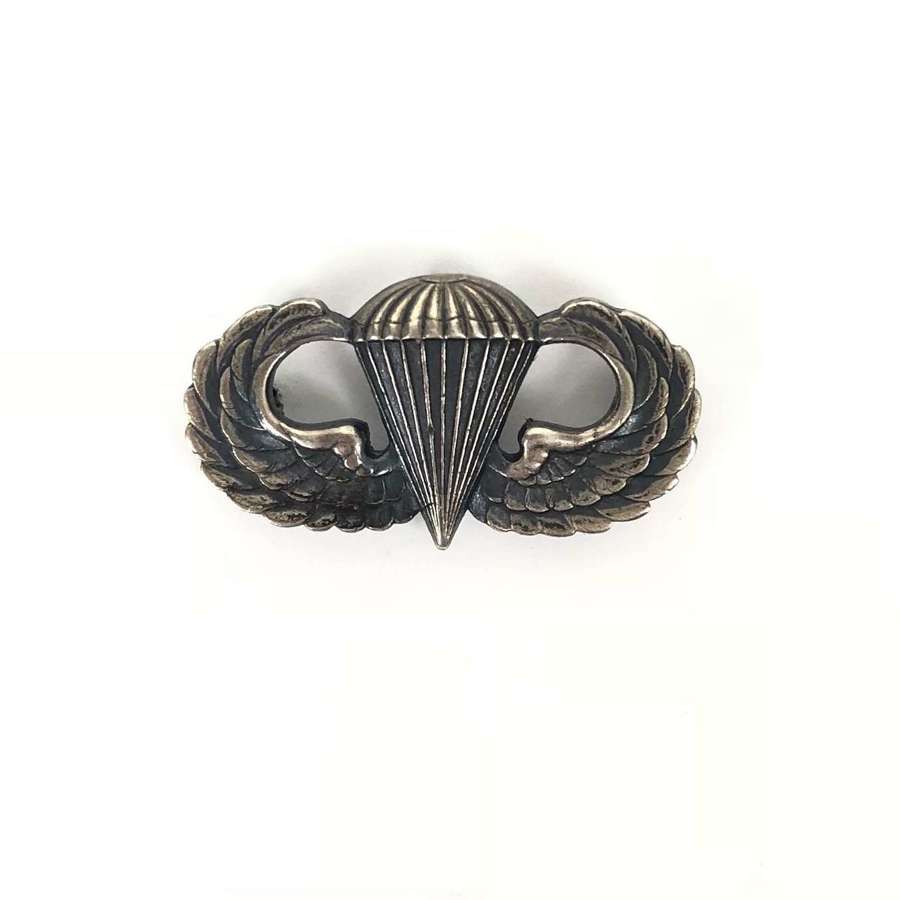WW2 US Paratrooper Silver Jump Wings.