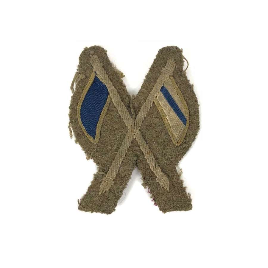 WW1 Period Crossed Flags Signaller Badge.