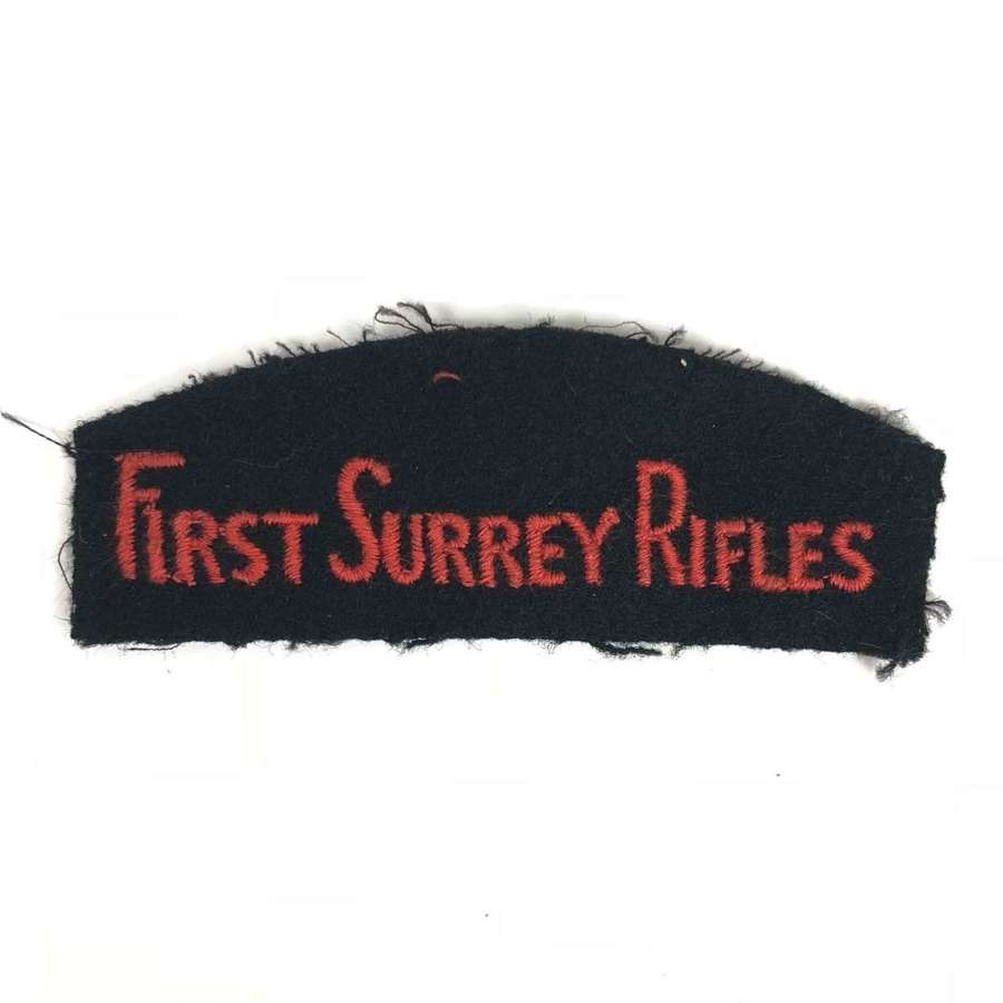 Gold War Period 1st Surrey Rifles Cloth Shoulder Title Badge.