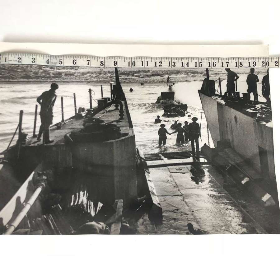 WW2 1943 Original Press Photograph Sicily Landings Very Large.