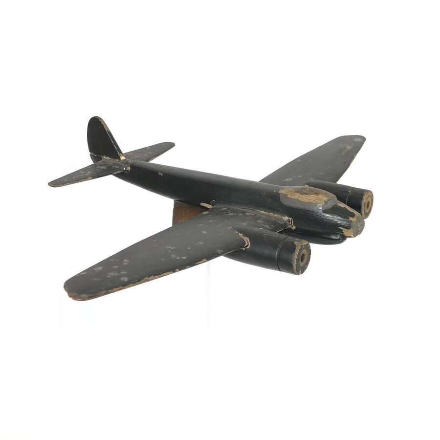 WW2 RAF Wood Recognition JU88 Aircraft Bomber.