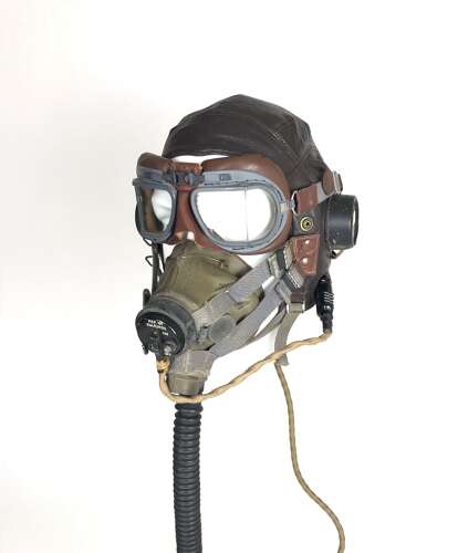 WW2 RAF C Type Flying Helmet / G Type Oxygen Mask / Goggles Attributed Set as Worn *