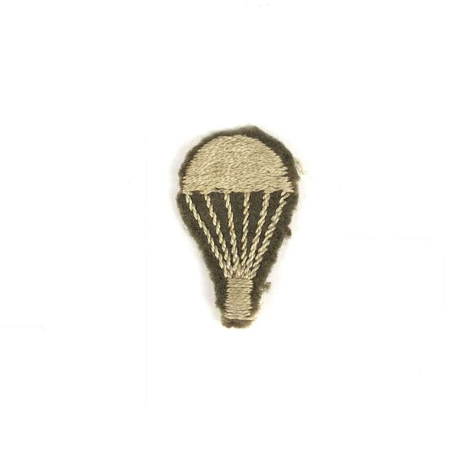 WW2 Pattern Parachute Qualification &ldquo;Lightbulb&rdquo; Badge.