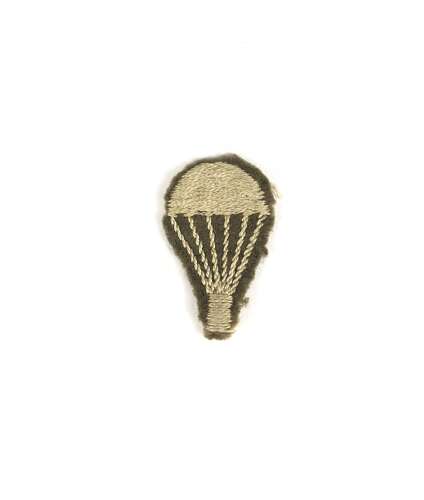 WW2 Pattern Parachute Qualification “Lightbulb” Badge.
