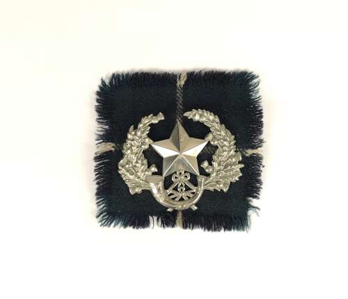 Cameronians, Scottish Rifles Glengarry NCO Large Badge & Backing Tartan.