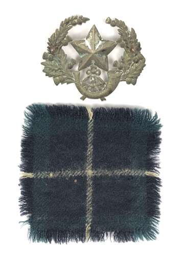 Cameronians, Scottish Rifles Glengarry NCO Large Badge & Backing Tartan.
