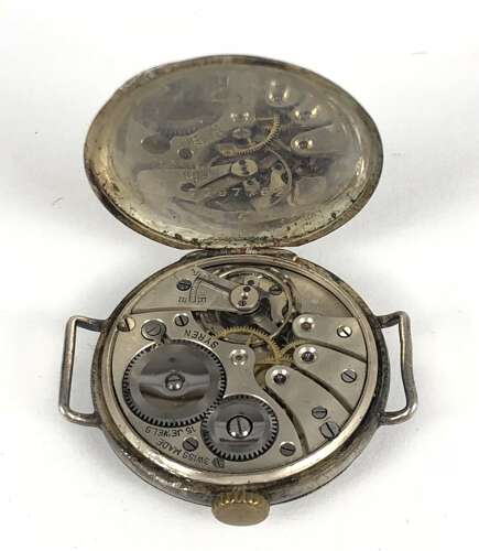 WW1 Pattern Trench Wrist Watch.