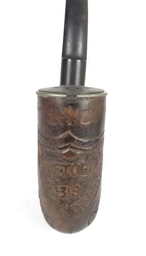 Boer War 39th (Berkshire) Company, Imperial Yeomanry Boer POW Carved Pipe.